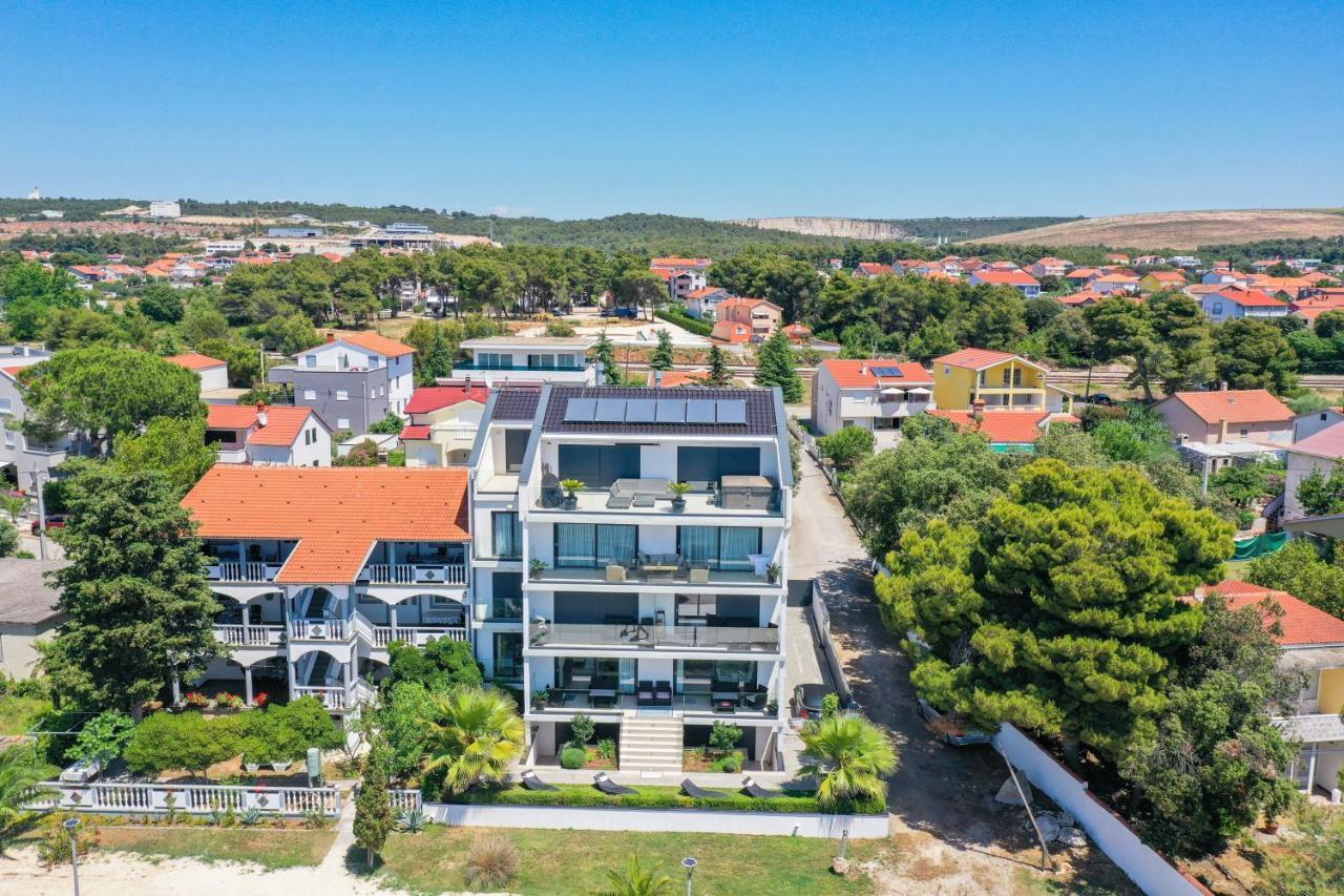 ביבינייה Paradise On The Beach Apartments מראה חיצוני תמונה